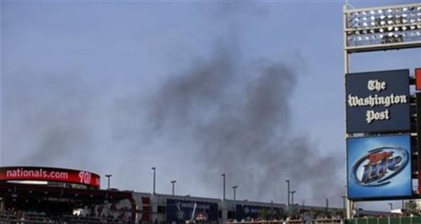 В центре Вашингтона горит крупный магазин электроники 