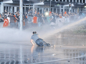 Турецкий Таксим: Чего же хотят молодые и отчаянные?