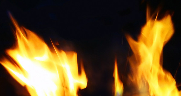 В Азербайджане горел один из крупнейших торговых центров 