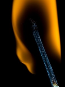 В Риге догорает Рижский замок 