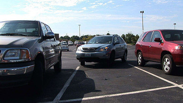 В США родители забыли в машине на солнцепеке: малыш умер 