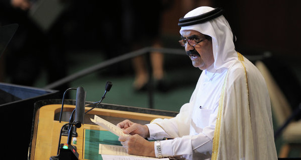 Эмир Катара отрекся от власти