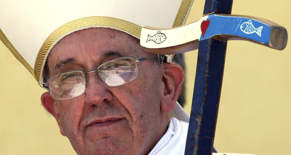 Папа Римский полетит в Бразилию обычным первым классом