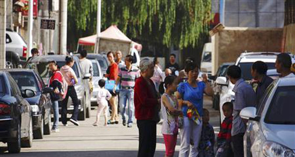 Число погибших при землетрясении в Китае увеличилось до 54 человек