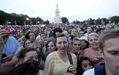 Рождение принца в Британии: радость и ликование народа