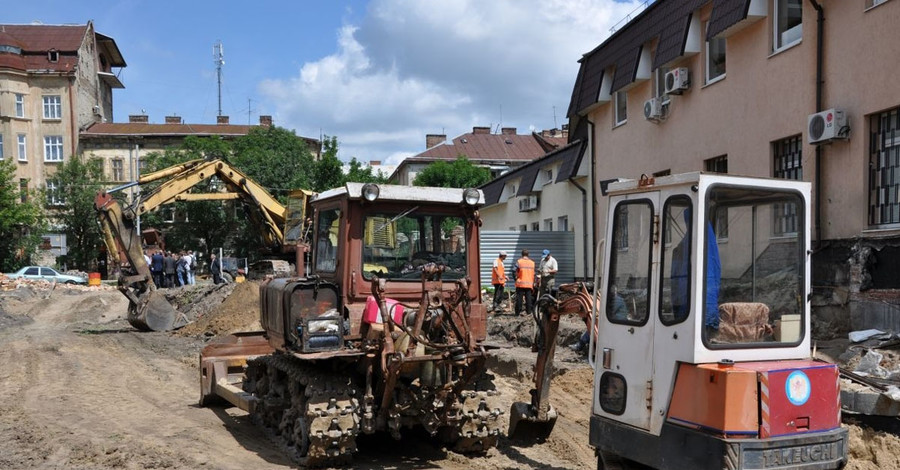 На ремонт закрыли еще один участок Городоцкой