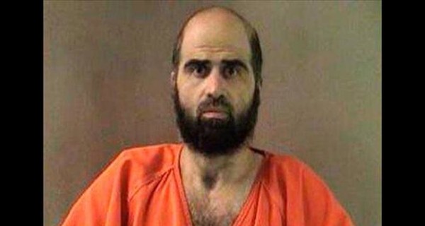 Военнослужащий, убивший 13 человек на военной базе США, просит смертной казни