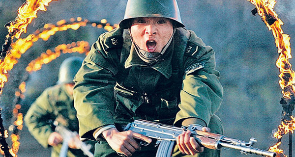 Война! Китаец торжествует...