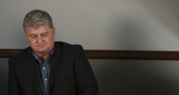 Отец Сноудена получил визу в РФ и собирается в Москве вместе со своим адвокатом