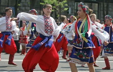 На День Независимости в Крыму покажут торпеды и устроят шоу мыльных пузырей