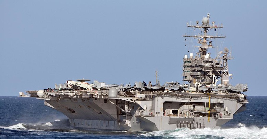 СМИ: США направляют в район Красного моря атомную флотилию  