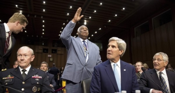 Комитет сената США разрешил бомбить Сирию 