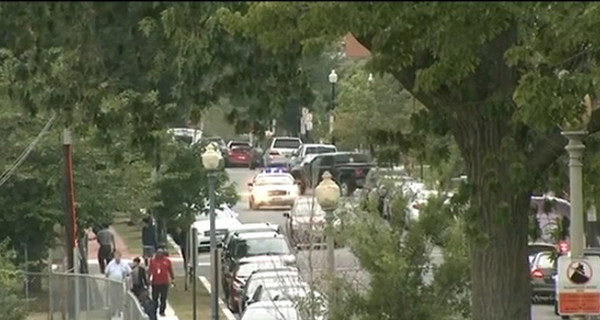 На базе военно-морского флота в США устроили перестрелку: есть жертвы