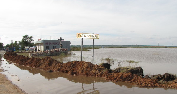 Большая вода затопила дорогу на Измаил