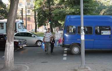 Каждые два дня под колеса попадают три ребенка