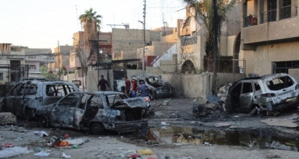 В Ираке террорист-смертник взорвал процессию паломников: 50 погибших