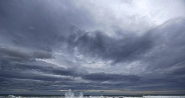 В Японии из-за тайфуна отменяются авиарейсы 