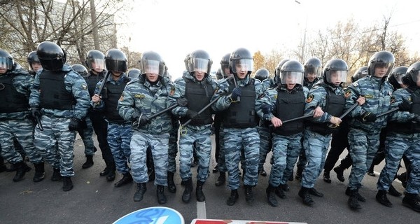 В Бирюлево массово проверяют документы