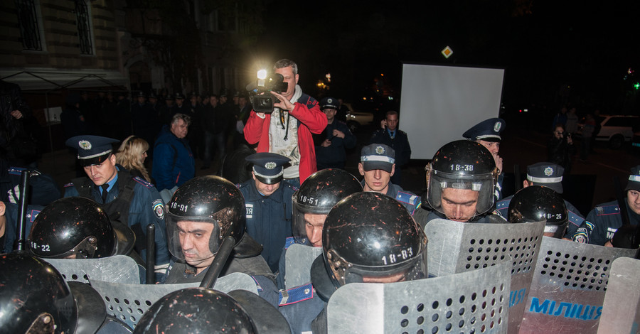 В одесской милиции пообещали найти всех зачинщиков штурма во время задержания Маркова