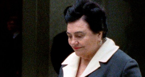 Вдову Иосипа Броз Тито похоронили с воинскими почестями