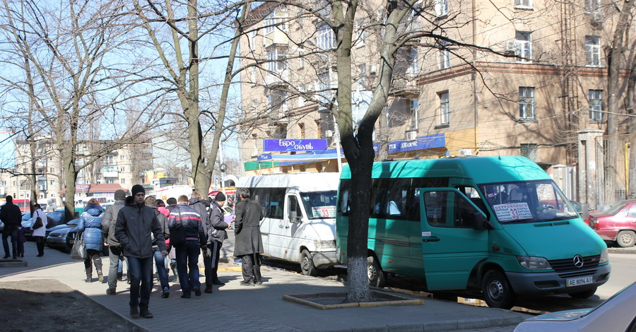 Сервис он-лайн поиска маршруток в Днепропетровске возобновил работу