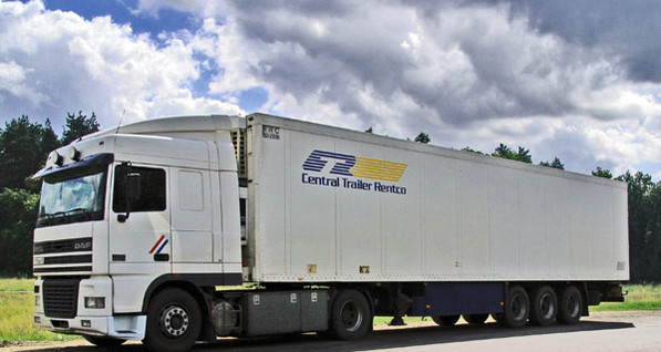 В Бразилии грузовик на всем ходу врезался в 