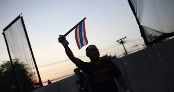 В Таиланде в уличных столкновениях погиб один человек