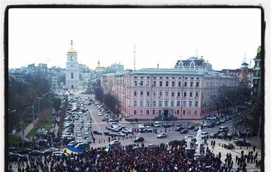 Пшонка пообещал, что каждая минута происшествий на Майдане будет расследована