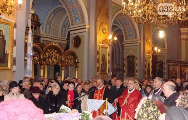 Во Львове похоронили Лесю Гонгадзе