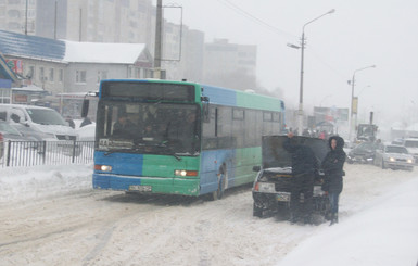 На Львовщину надвигаются ураганы