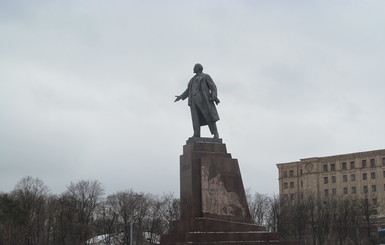 В Харькове Ленина охраняют круглосуточно