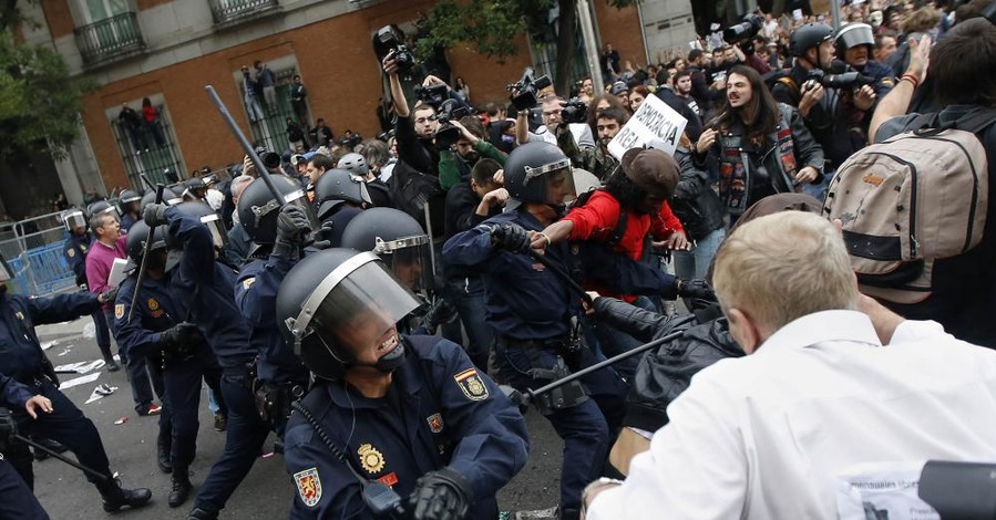 У них не лучше: как наводят порядок в других странах