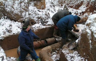 В Донецке без тепла и горячей воды остались полторы сотни многоэтажек