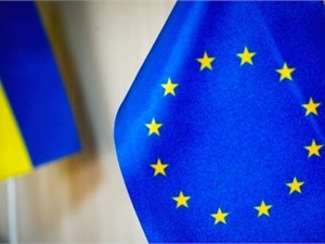 Европарламент готов отправить в Украину группу представителей для участия в круглом столе