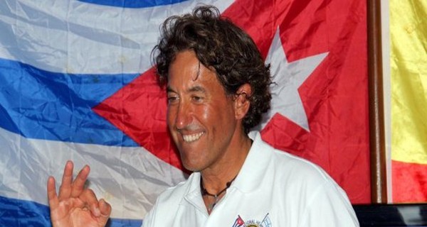 Испанский путешественник добрался из США до Кубы на гидроцикле за восемь часов