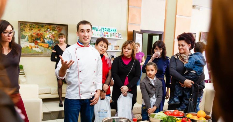 Новогоднее застолье: налегаем на зелень и готовим салат 