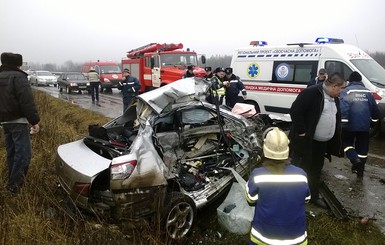 Пострадавшие в ДТП врачи проведут в больнице еще несколько недель