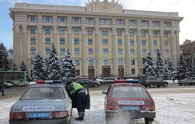 В Харькове усилили охрану облгосадминистрации