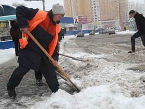 Снег хуже всего убирают владельцы МАФов и частных фирм