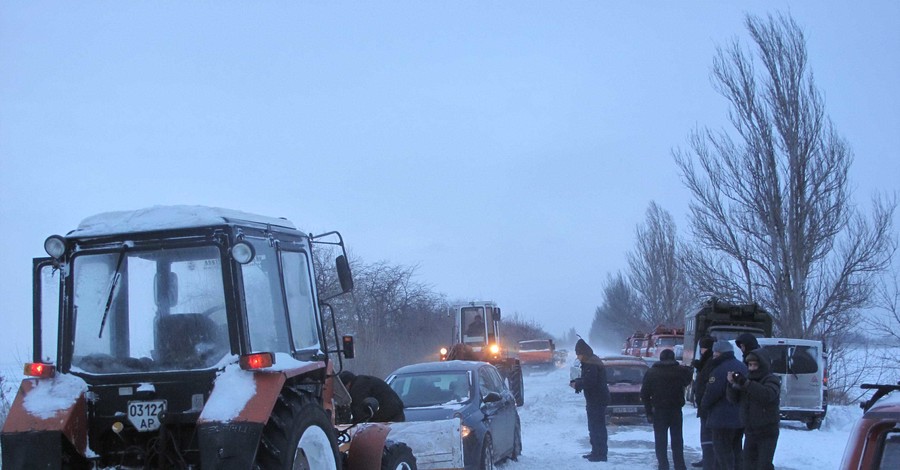 Снегопад в регионе:Поезда задерживаются, маршрутки - отменены