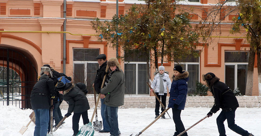 Городские школы - посторонним вход запрещен!