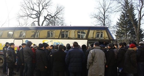 Во львовскую ОГА хотели проникнуть 40 