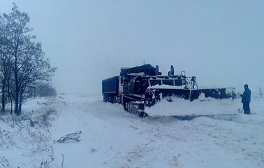 В Запорожской области открыть все трассы смогли только спустя две недели