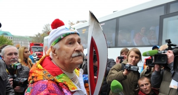 Народный артист СССР Владимир Зельдин празднует день рождения