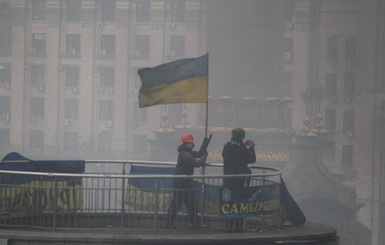 Оппозиция идет в наступление. МВД заявляет, что стреляют боевыми