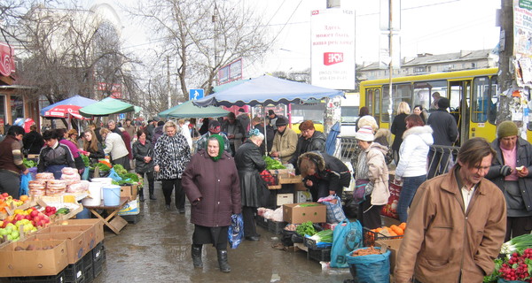 Искать стихийных торговцев в Евпатории будут по карте