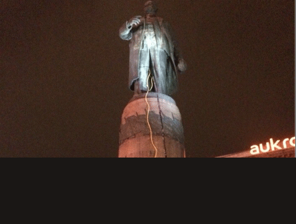 На митинге в Днепропетровске стрельба