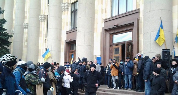 Харьковские евромайдановцы хотят не пустить Добкина на работу