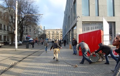 Чем живет страна после смены власти 