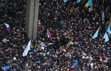 В столкновениях в Крыму погибли два человека